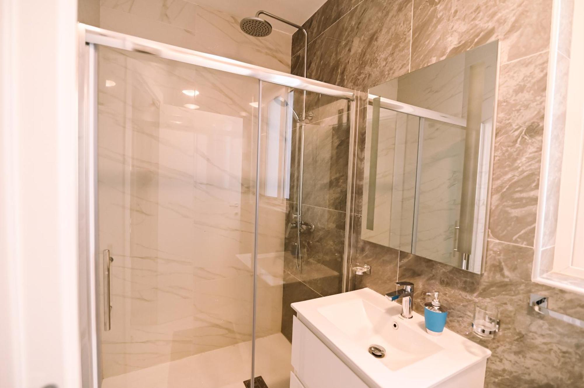 Spacious 3 Bedroom In Sliema! Exterior photo